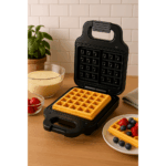 SILVERCREST 600W Sandwich/Waffle Maker - Image 2