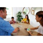 UNO Flex Card Game for Family Game Night 2 to 8 Players Fun for Adults and Kids - Image 2
