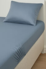 LIVARNO home Cotton sateen fitted sheet, 180 – 200 x 200 cm (blue) - Image 2