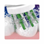 Oral-B Cross Action Clean Maximizer Brush Heads 3 Pack - White - Image 2