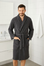 Women's/men's bathrobe LARGE - Image 2
