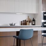 SWITCH ON Battery-powered under-cabinet light with motion sensor (bar) - Image 3