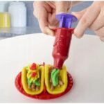 Play-Doh Kitchen Creations Taco Time Play Food Set for Kids 3 Years and up with 4 Non-Toxic Colors - Image 4
